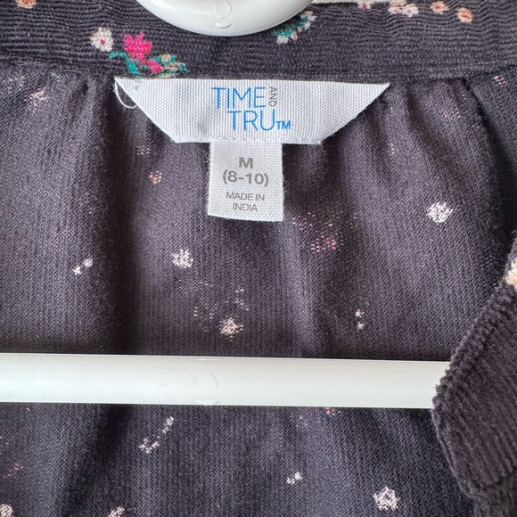 Time and Tru Black Floral Blouse - Picture 2 of 4